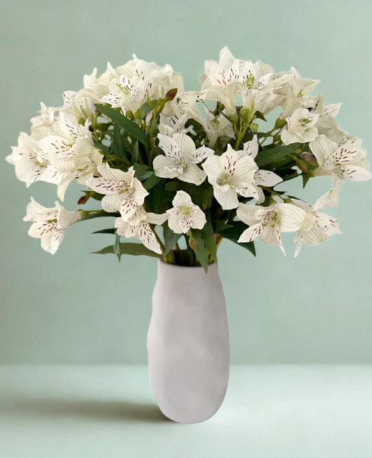 Artificial Small White Lily
