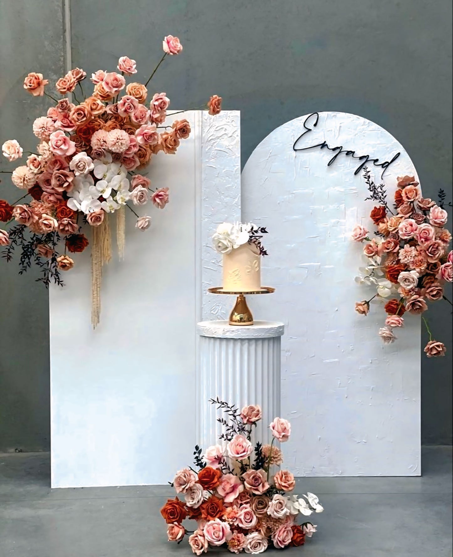 Bliss Day Flower Arrangement Online