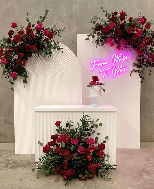 Red Flower Arrangement Online