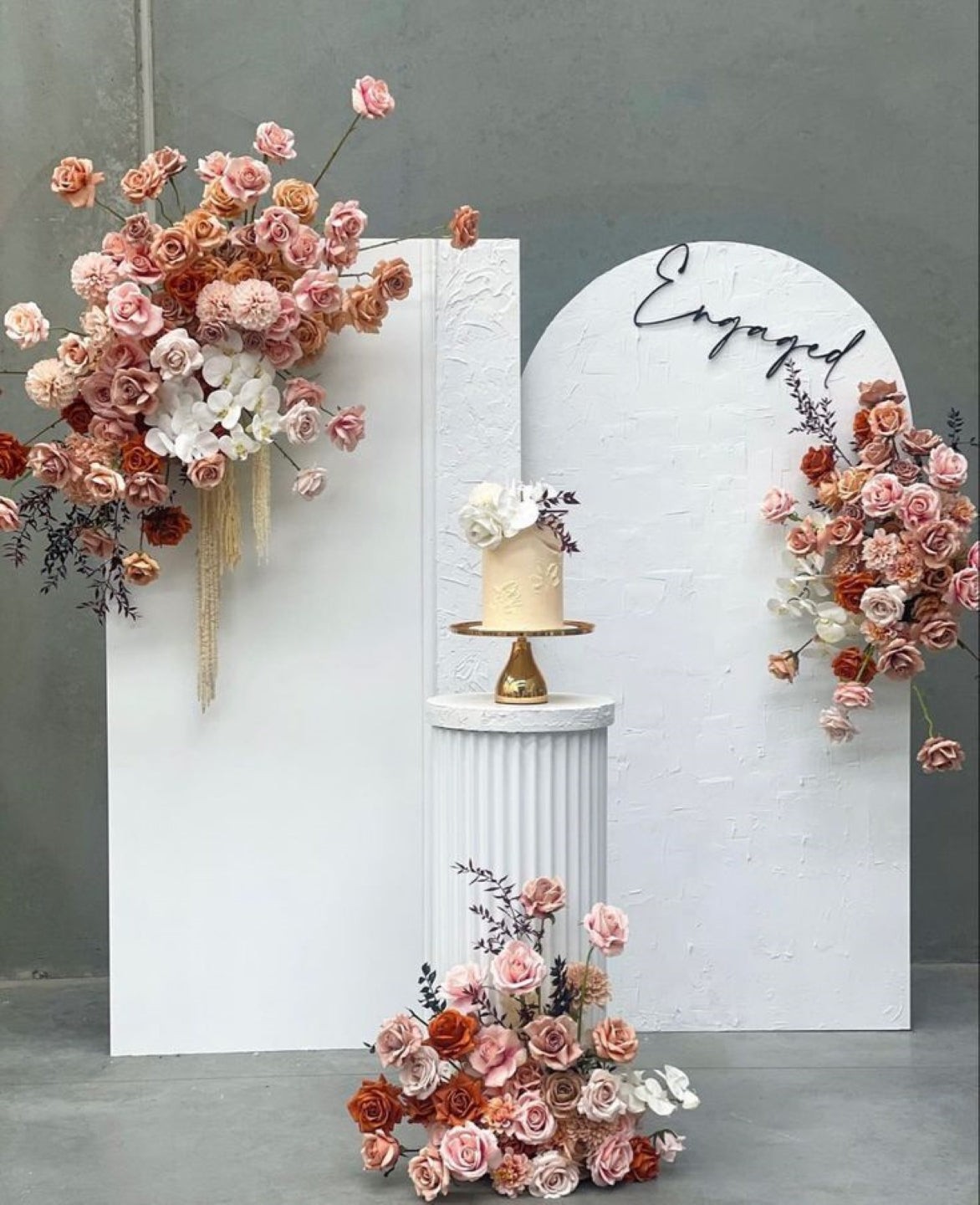 Bliss Day Flower Arrangement Online
